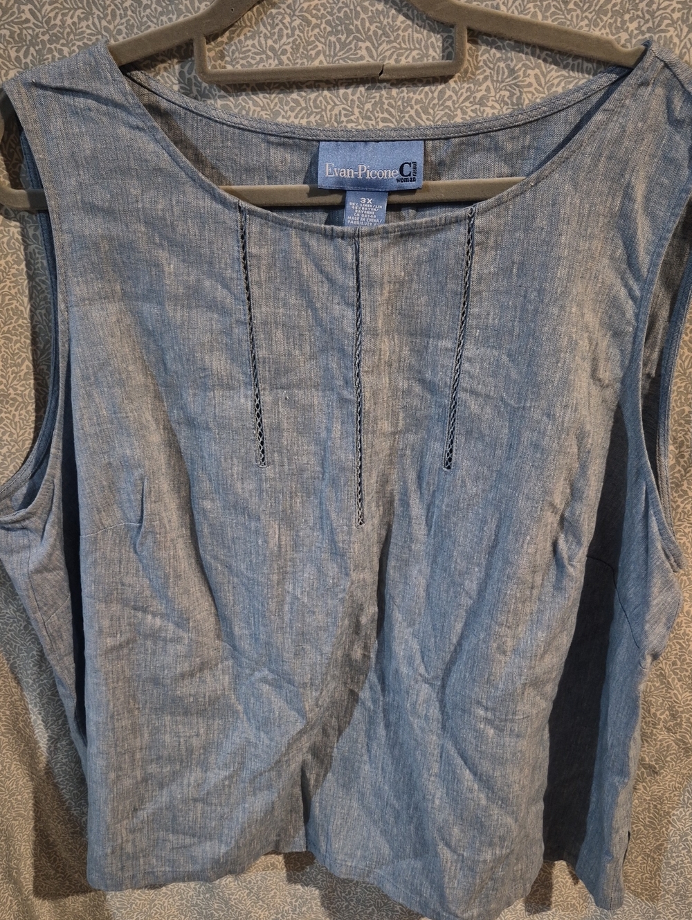 Evan Picone Blue Sleeveless Chambray Top